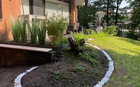 Moderne 2-Zimmer-Wohnung Mit Garten